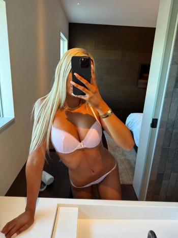 857-334-2315, 27  female escort, Hudson Valley
